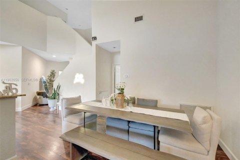 Купить таунхаус в Уэстон, Флорида 4 спальни, 202.62м2, № 2025994 - фото 13