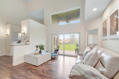 Купить таунхаус в Уэстон, Флорида 4 спальни, 202.62м2, № 2025994 - фото 10