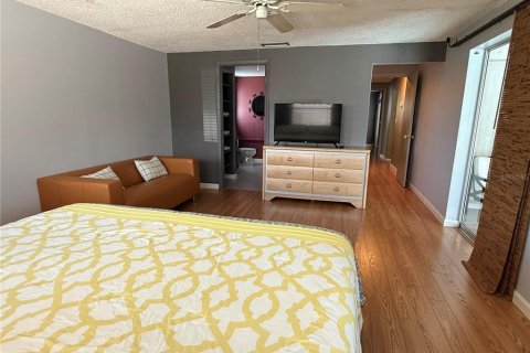 Villa ou maison à vendre à Venice, Floride: 2 chambres, 130.25 m2 № 2360917 - photo 23