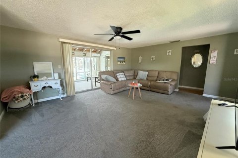 Villa ou maison à vendre à Venice, Floride: 2 chambres, 130.25 m2 № 2360917 - photo 10