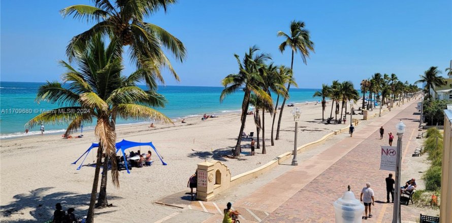 Condo à Hollywood, Floride, 1 chambre № 1462105
