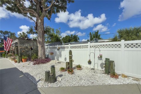 House in Ellenton, Florida 2 bedrooms, 96.99 sq.m. № 2116583 - photo 5