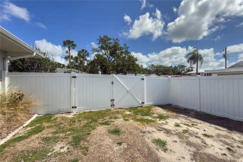 House in Ellenton, Florida 2 bedrooms, 96.99 sq.m. № 2116583 - photo 9