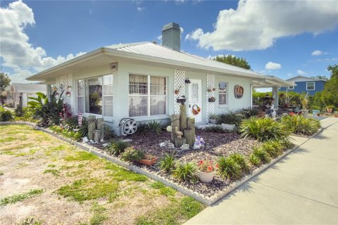 House in Ellenton, Florida 2 bedrooms, 96.99 sq.m. № 2116583