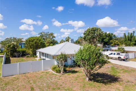 House in Ellenton, Florida 2 bedrooms, 96.99 sq.m. № 2116583 - photo 11