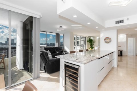 Купить кондоминиум в Авентура, Флорида 2 спальни, 136.01м2, № 1964030 - фото 8