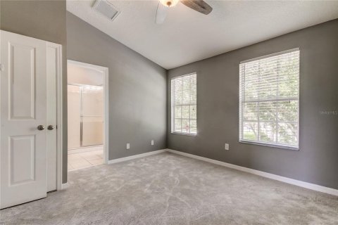 Townhouse in Tampa, Florida 3 bedrooms, 134.89 sq.m. № 2207004 - photo 28
