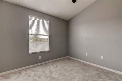 Townhouse in Tampa, Florida 3 bedrooms, 134.89 sq.m. № 2207004 - photo 29