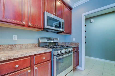 Townhouse in Tampa, Florida 3 bedrooms, 134.89 sq.m. № 2207004 - photo 15