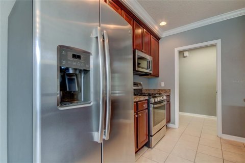 Townhouse in Tampa, Florida 3 bedrooms, 134.89 sq.m. № 2207004 - photo 16