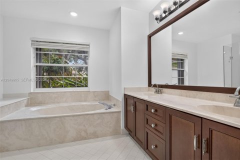 Casa en venta en Weston, Florida, 3 dormitorios, 177.54 m2 № 2186184 - foto 18