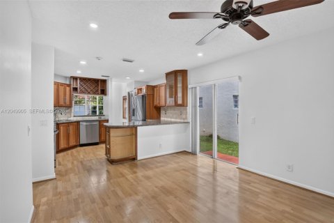 Casa en venta en Weston, Florida, 3 dormitorios, 177.54 m2 № 2186184 - foto 12