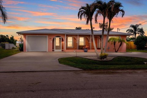 Villa ou maison à vendre à Port St. Lucie, Floride: 3 chambres, 160.81 m2 № 2254640 - photo 3