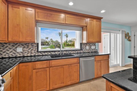 Villa ou maison à vendre à Port St. Lucie, Floride: 3 chambres, 160.81 m2 № 2254640 - photo 17