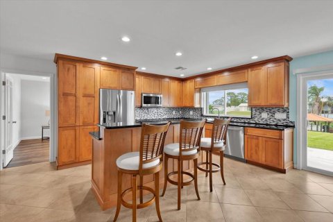 Villa ou maison à vendre à Port St. Lucie, Floride: 3 chambres, 160.81 m2 № 2254640 - photo 13