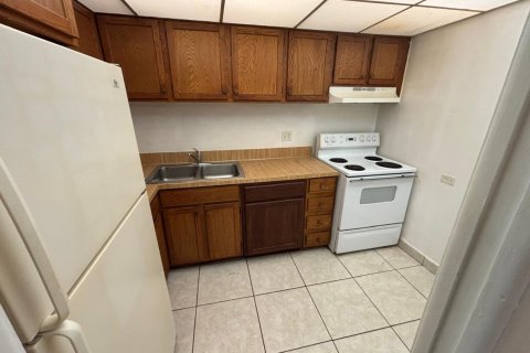 Copropriété à louer à Lauderhill, Floride: 1 chambre, 74.32 m2 № 2146596 - photo 6