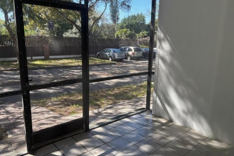 Copropriété à louer à Lauderhill, Floride: 1 chambre, 74.32 m2 № 2146596 - photo 13