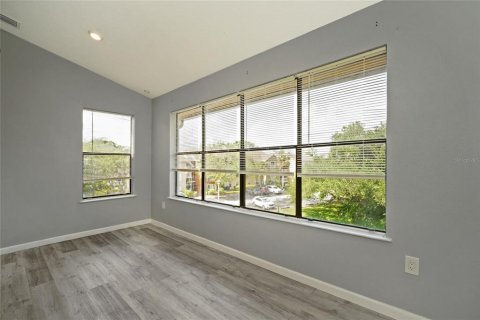 Condo in Merrit Island, Florida, 2 bedrooms  № 1722622 - photo 9