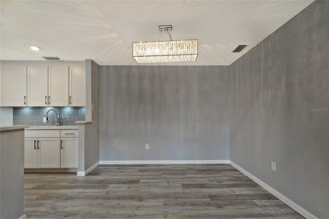 Condo in Merrit Island, Florida, 2 bedrooms  № 1722622 - photo 6