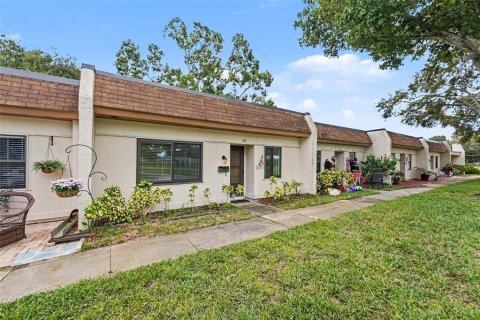 Casa en venta en Clearwater, Florida, 2 dormitorios, 82.31 m2 № 2384479 - foto 2