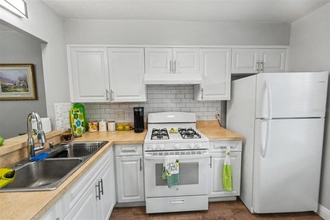 Casa en venta en Clearwater, Florida, 2 dormitorios, 82.31 m2 № 2384479 - foto 7