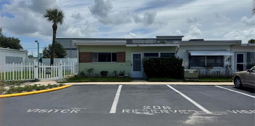 Casa en Largo, Florida 1 dormitorio, 59.46 m2 № 1886937