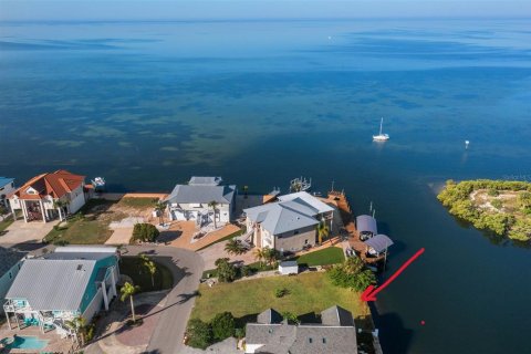 Land in Hudson, Florida № 2097621