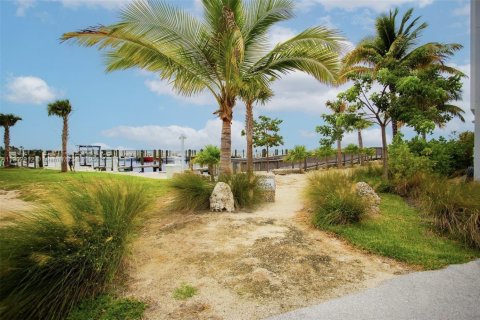 House in Key Largo, Florida 3 bedrooms, 136.57 sq.m. № 2015475 - photo 25