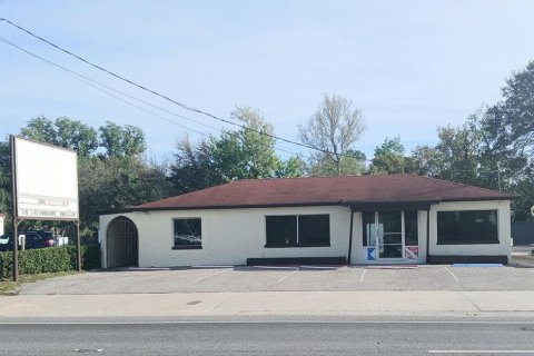 Immobilier commercial à louer à Orlando, Floride: 179.95 m2 № 1909127 - photo 1