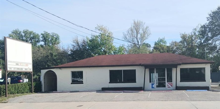 Immobilier commercial à Orlando, Floride 179.95 m2 № 1909127
