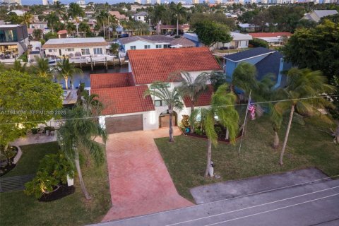 Купить виллу или дом в Помпано-Бич, Флорида 4 спальни, 263.66м2, № 2006403 - фото 20