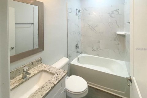 Appartement à louer à Port Charlotte, Floride: 3 chambres, 128.11 m2 № 1430932 - photo 6