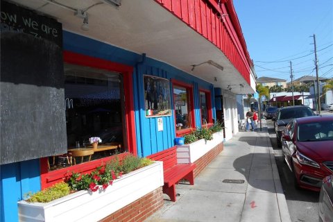 Commercial property in Tarpon Springs, Florida 526.66 sq.m. № 1686895 - photo 16