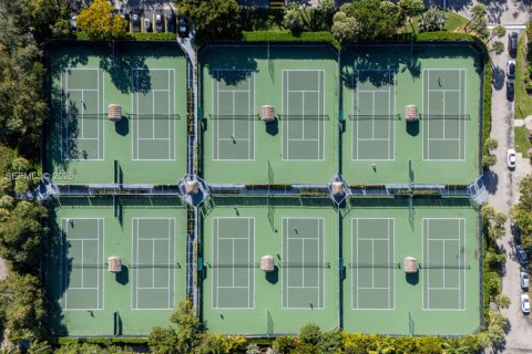 Condominio en venta en Key Biscayne, Florida, 1 dormitorio, 102.47 m2 № 2030614 - foto 11