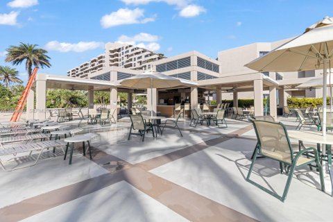 Condominio en venta en Key Biscayne, Florida, 1 dormitorio, 102.47 m2 № 2030614 - foto 16