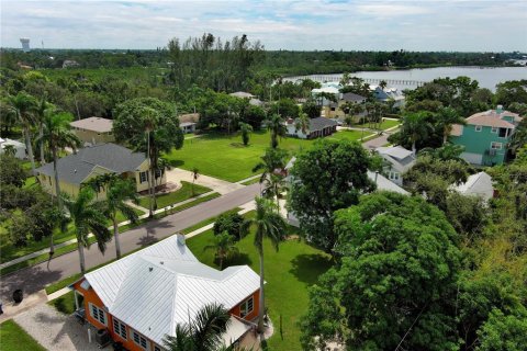 Купить земельный участок в Брейдентон, Флорида № 1915452 - фото 9