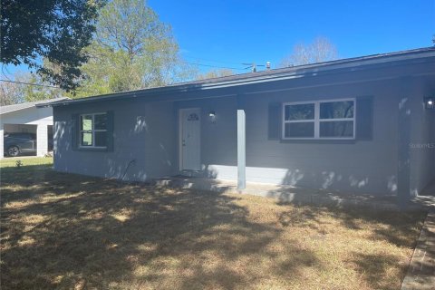 Casa en venta en Gainesville, Florida, 3 dormitorios, 116.31 m2 № 1563618 - foto 1