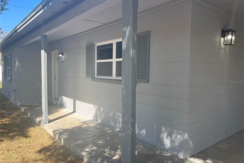 Casa en venta en Gainesville, Florida, 3 dormitorios, 116.31 m2 № 1563618 - foto 2