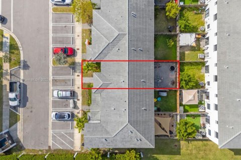 Купить таунхаус в Хомстед, Флорида 3 спальни, 137.77м2, № 1971654 - фото 19
