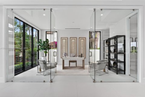 Купить виллу или дом в Форт-Лодердейл, Флорида 6 спален, 463.68м2, № 2066152 - фото 5