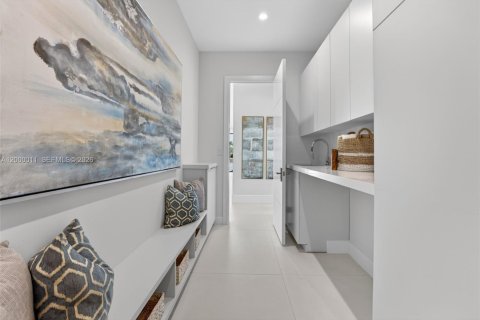 Купить виллу или дом в Форт-Лодердейл, Флорида 6 спален, 463.68м2, № 2066152 - фото 12