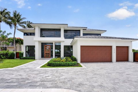 Дом в Форт-Лодердейл, Флорида 6 спален, 463.68м2 № 2066152
