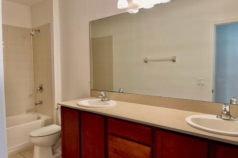 Casa en venta en Kissimmee, Florida, 3 dormitorios, 176.05 m2 № 2112282 - foto 14