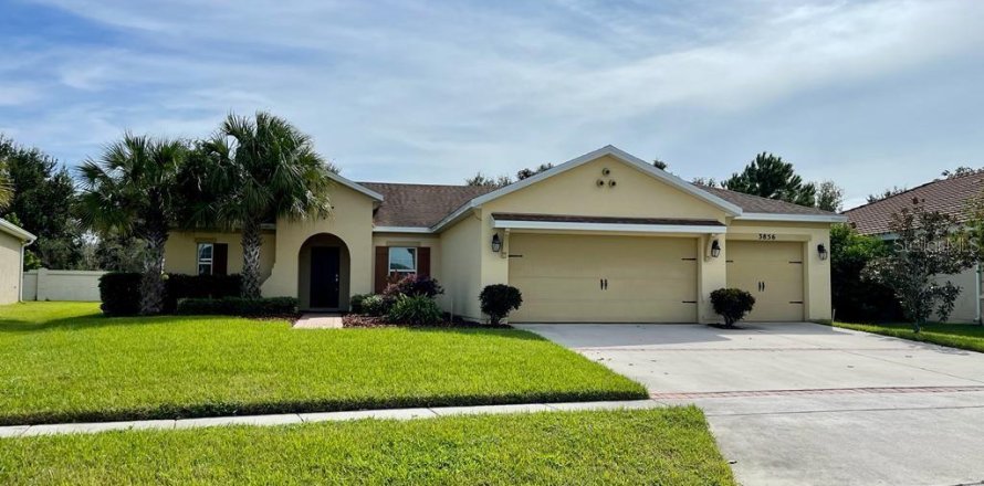 Casa en Kissimmee, Florida 3 dormitorios, 176.05 m2 № 2112282