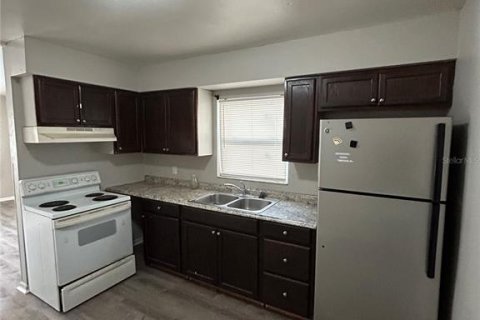 Apartment in Winter Haven, Florida 2 bedrooms, 88.26 sq.m. № 2196134 - photo 2