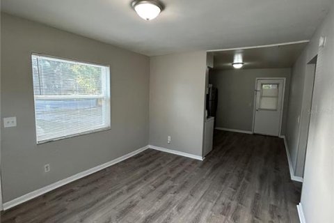 Apartment in Winter Haven, Florida 2 bedrooms, 88.26 sq.m. № 2196134 - photo 3