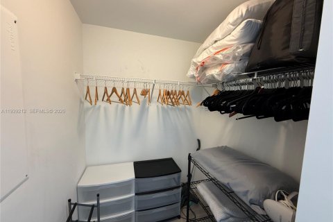 Appartement à louer à Miami, Floride: 1 chambre, 63.55 m2 № 1997546 - photo 5