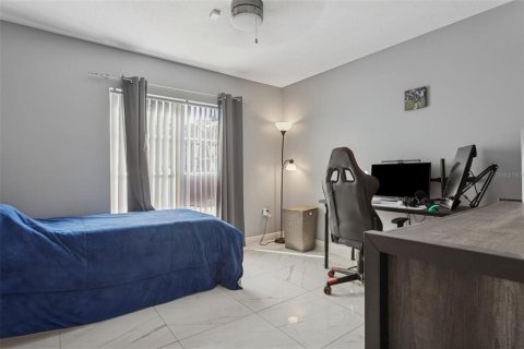 Casa en venta en Brandon, Florida, 3 dormitorios, 133.41 m2 № 2115451 - foto 14