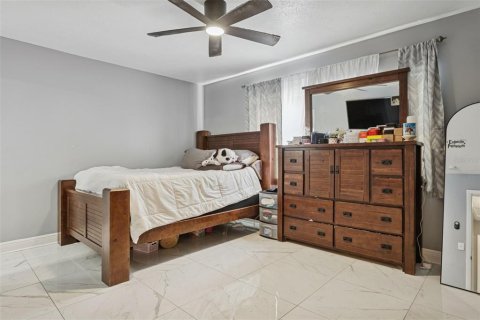 Casa en venta en Brandon, Florida, 3 dormitorios, 133.41 m2 № 2115451 - foto 17