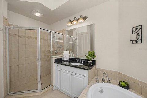 Condo in Punta Gorda, Florida, 2 bedrooms № 2119413 - photo 9